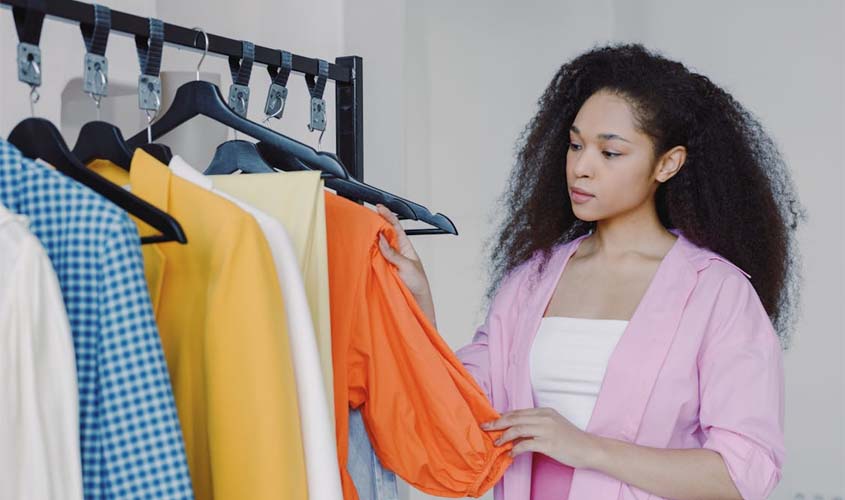 Colorimetria: Por Que Você Compra Roupas Que Nunca Usa