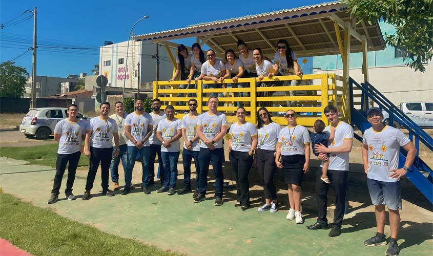 Projeto da direção da Comarca, playground em praça de Buritis é inaugurado