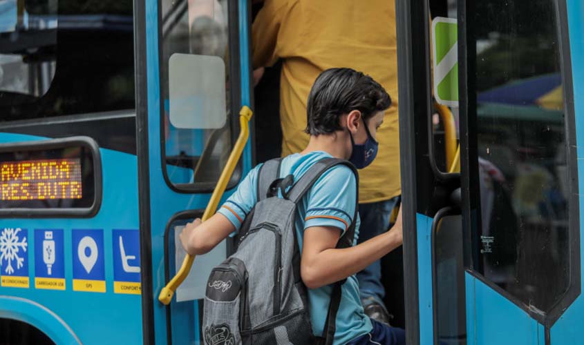 Estudantes são 28% dos usuários do transporte coletivo da capital