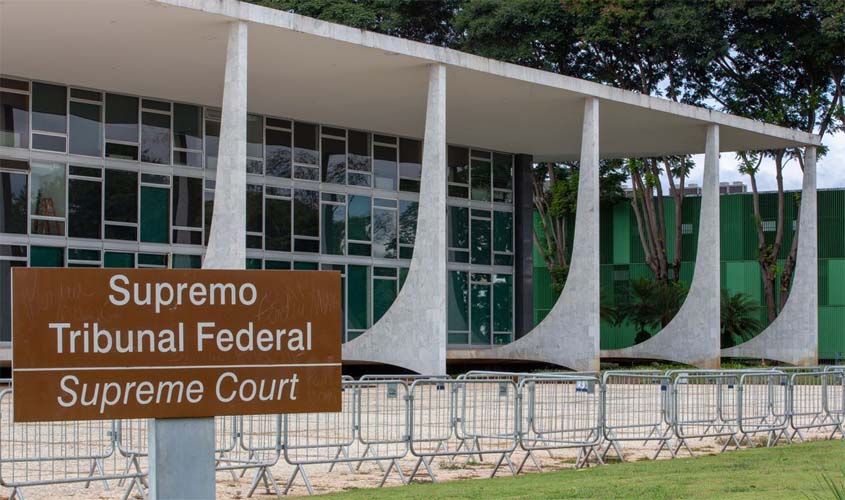 Moraes determina depoimento de Bolsonaro à Polícia Federal