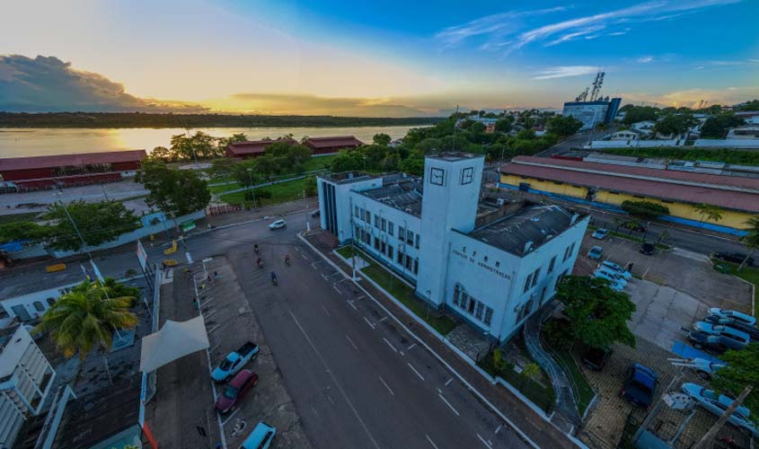 Prefeitura entrega Comendas Rio Madeira e Mário de Andrade