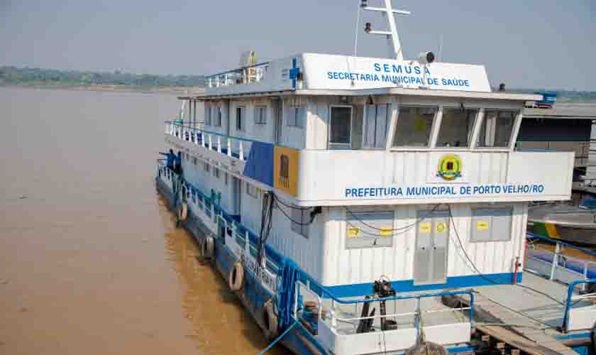 Barco Saúde parte em direção à região do Baixo Madeira levando a 2ª dose da vacina contra a Covid-19