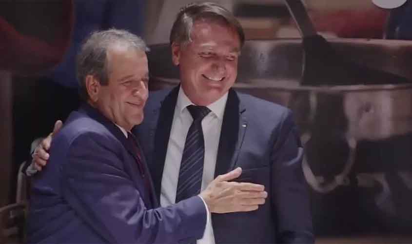 Bolsonaro usa até Valdemar para afrontar o Supremo