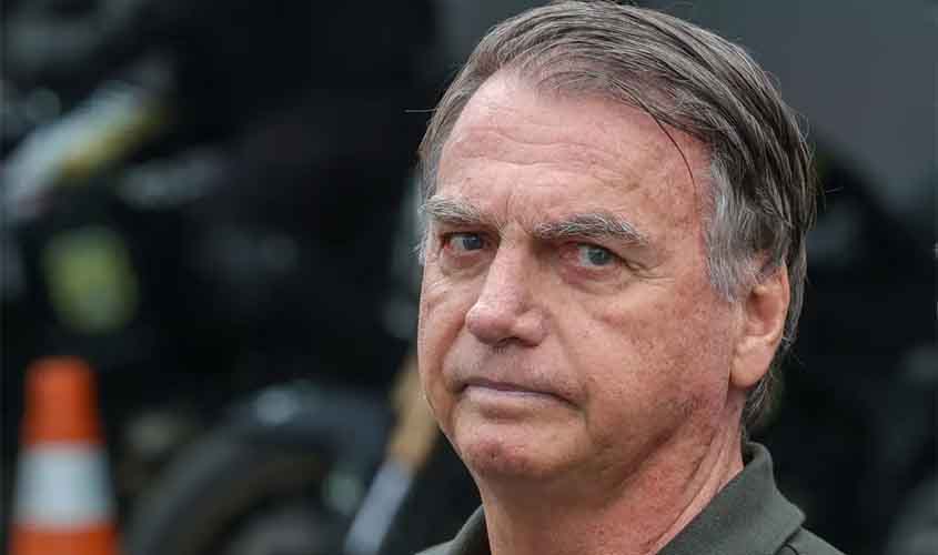 Bolsonaro passa mal e é levado para hospital em Brasília