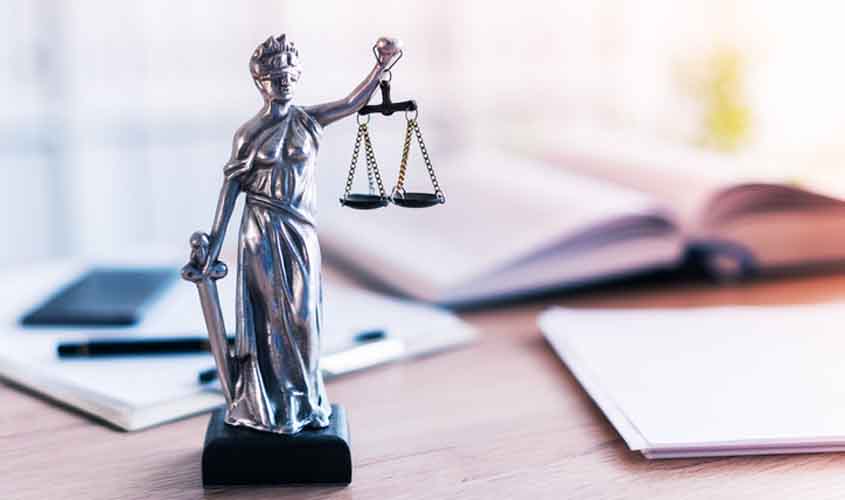 Professor que obteve justiça gratuita na fase de execução terá de pagar honorários advocatícios