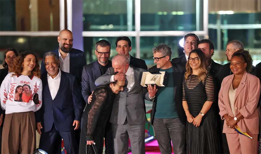 Lula: 'O Agente Secreto vai representar nosso cinema'