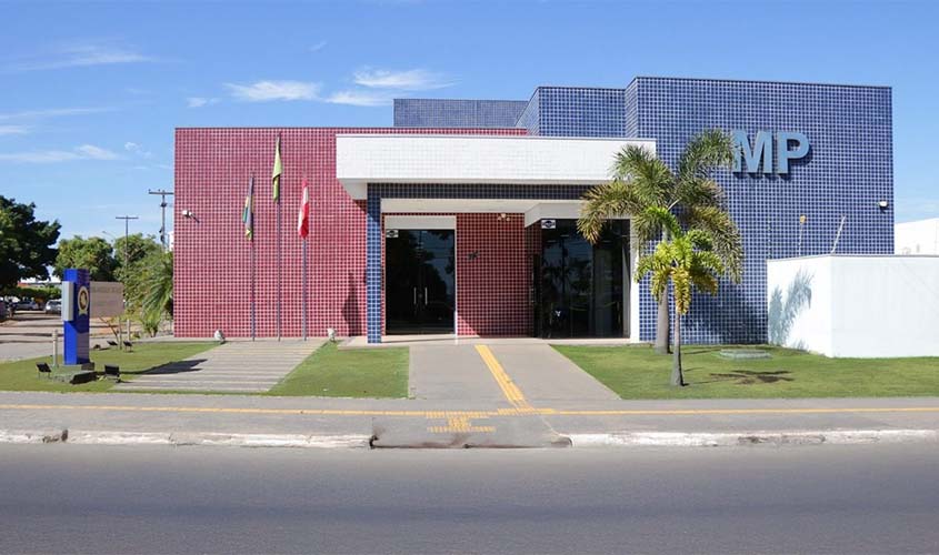 MP garante transporte gratuito para adolescente com câncer