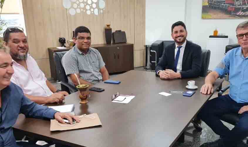 Vereadores pedem que DER sinalize setores chacareiros em Espigão do Oeste