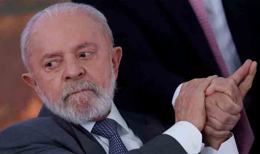 Terrorismo bolsonarista bombeia candidatura de Lula em 2026