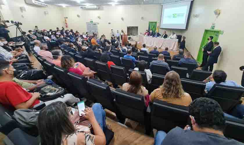 Marcos Pontes bate papo com professores e pesquisadores do Instituto Federal de Educação, Ciência e Tecnologia de Rondônia
