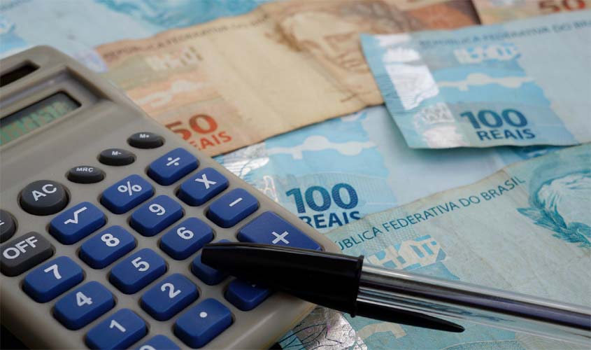 Justiça do Trabalho deve julgar pedido de bancário sobre salário de contribuição para previdência complementar