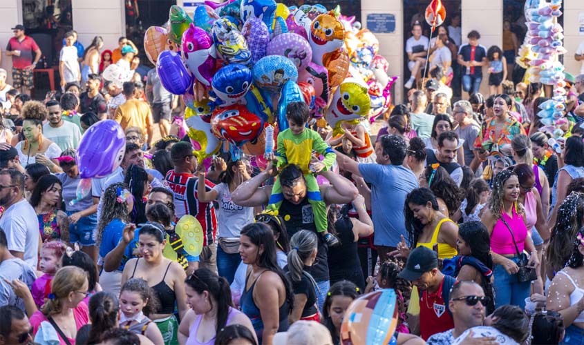 Saiba o que vai funcionar durante ponto facultativo do Carnaval 2026