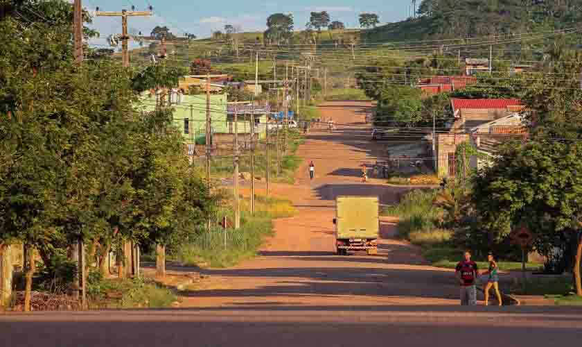 Município de Governador Jorge Teixeira recebe investimentos para obras de infraestrutura do projeto “Tchau Poeira”