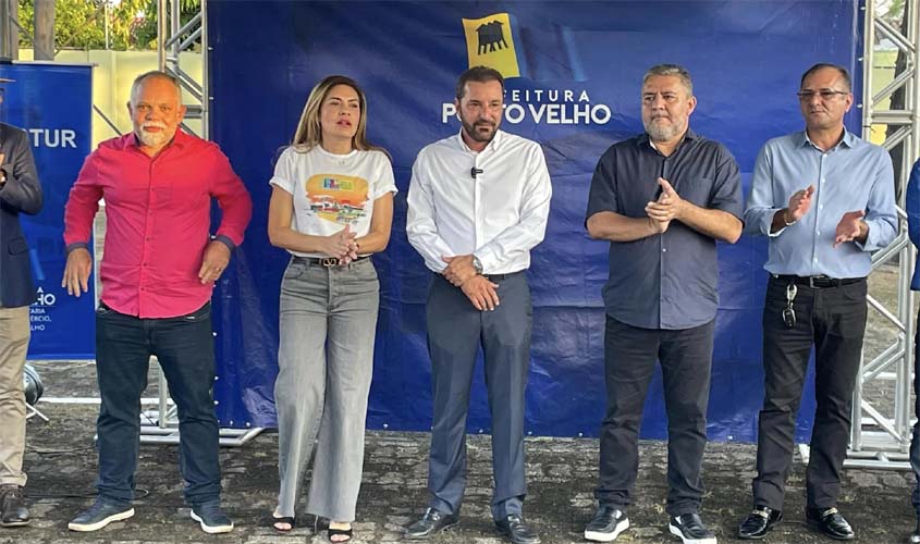 Prefeitura inaugura a primeira etapa de revitalização da Praça das Três Caixas d'Água