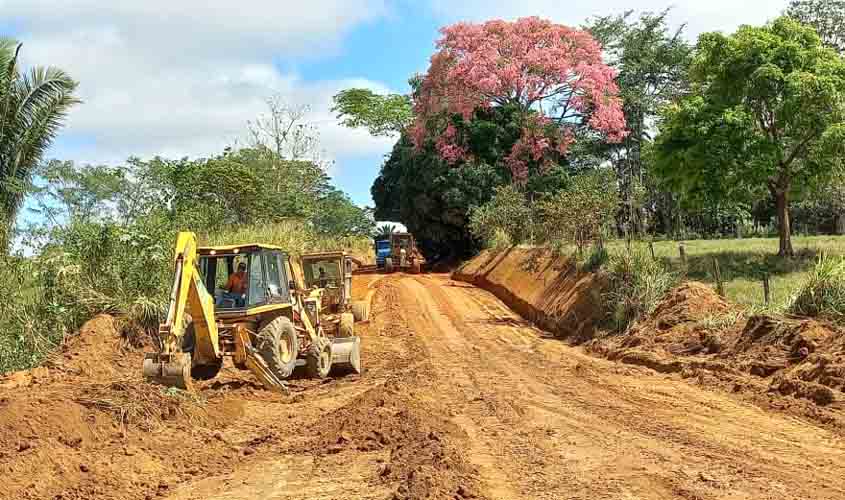 Serviços e melhorias são executados na Rodovia-420