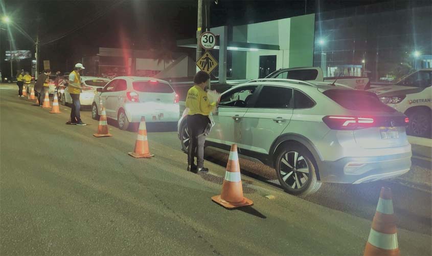 Com o tema 'Os filhos do motociclista', Escola Pública de Trânsito realiza parada educativa em Porto Velho
