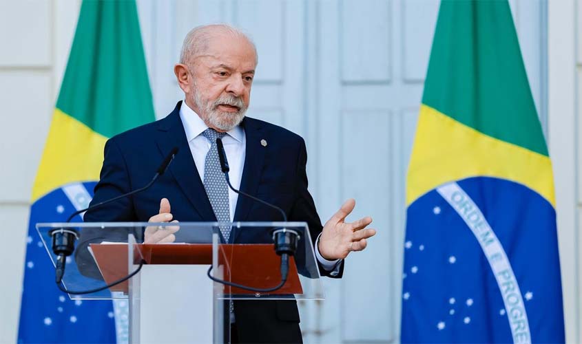'Não se meta nas eleições no Brasil', diz Lula a Trump