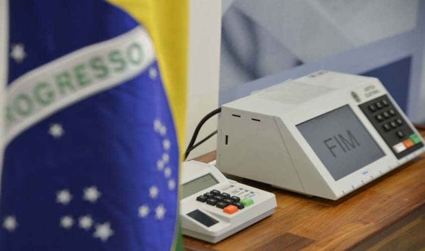 Justiça Eleitoral abre habilitação para voto em trânsito