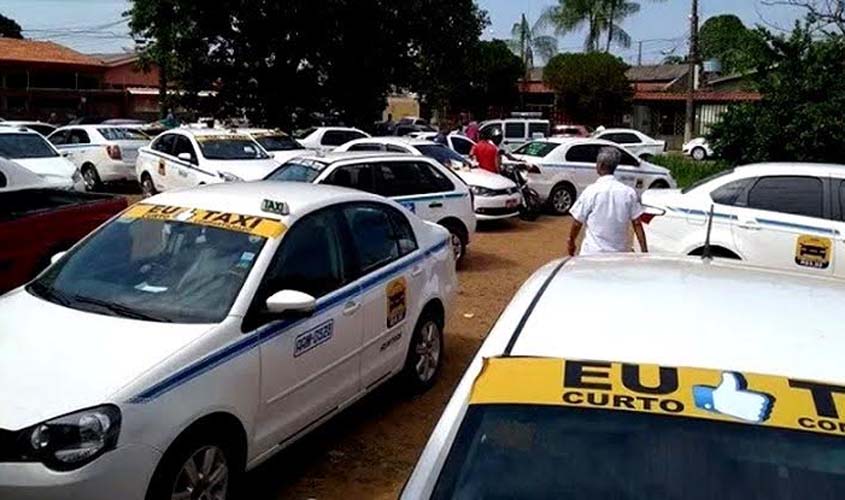 SEMTRAN notifica o SINTAX que iniciará fiscalização sobre taxi compartilhado e transporte irregular