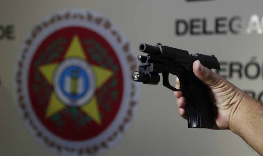 PC: arma encontrada na casa de Flordelis foi usada para matar pastor
