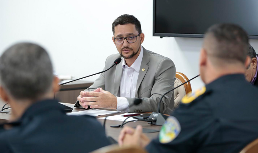 Anderson pede reforço no policiamento rural da capital