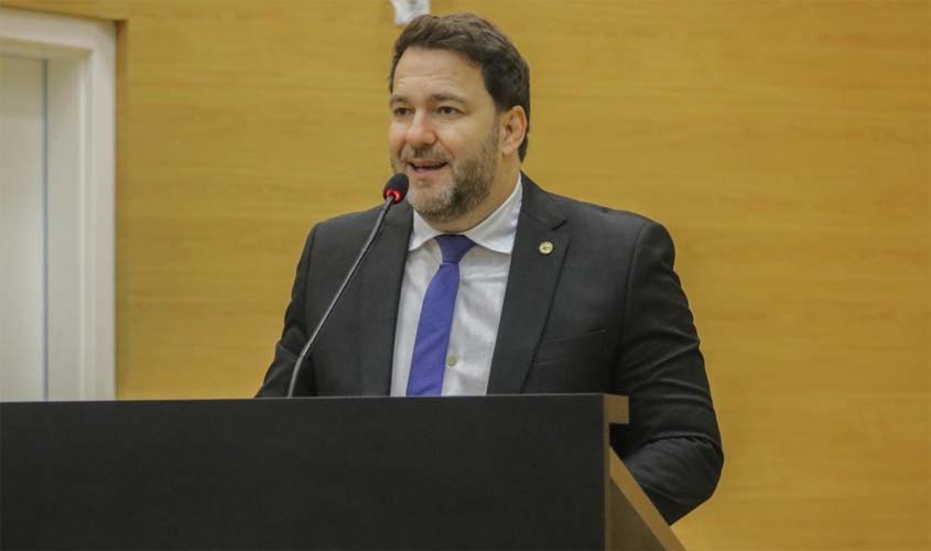 Deputado Alex Redano indica asfaltamento da RO-140