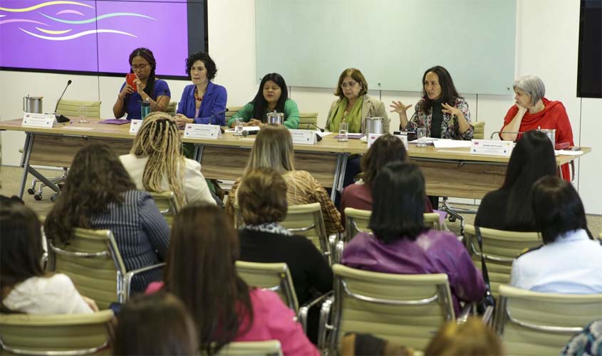 A cada 4 horas uma mulher é vítima de violência no Brasil