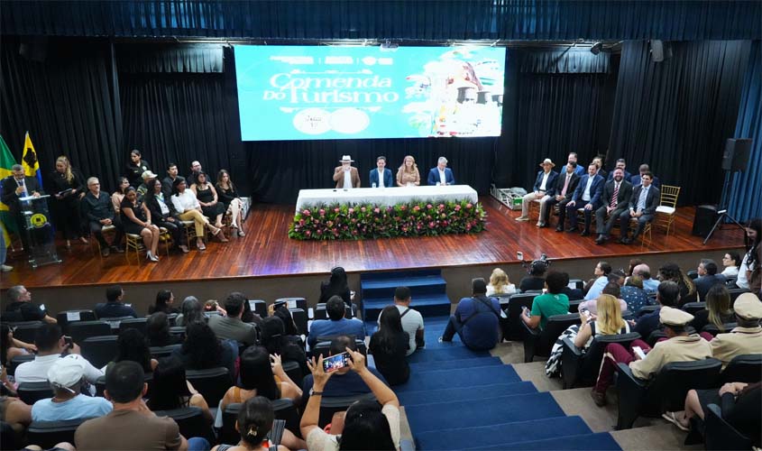 Comendas homenageiam destaques do turismo de Porto Velho