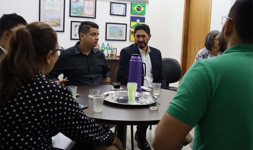 Presidente da Câmara participa de reunião sobre Regularização Fundiária: Escrituras de Bairros Serão Entregues em Porto Velho e distritos