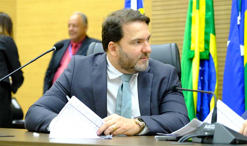 Deputado Alex Redano indica estudos técnicos para o repovoamento aquático no Vale do Guaporé