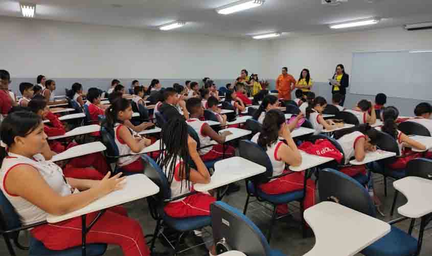 Aula inaugural do projeto 'Agente Mirim da Cidadania no Trânsito' é promovida pelo Detran