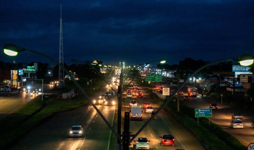 Prefeitura informa canais de atendimento para serviços de iluminação pública no município