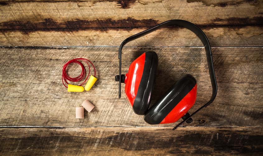 Uso de protetores auriculares afasta adicional de insalubridade