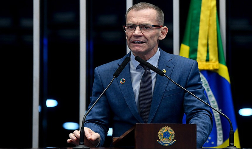 Contarato critica Bolsonaro por afirmação contra Paulo Freire  