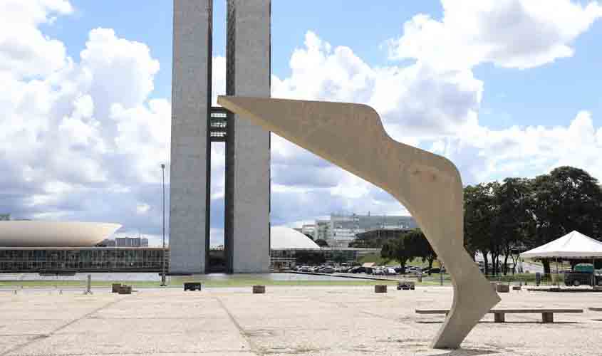 STF condena Roberto Jefferson por atentar contra exercício dos Poderes