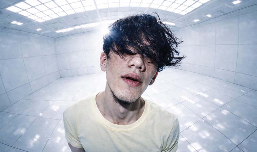 Alberto Dinys critica líderes religiosos e alerta fiéis sobre a fé