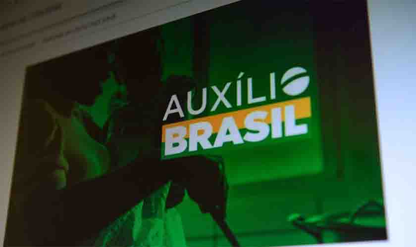 Auxílio Brasil começa a ser pago nesta terça-feira