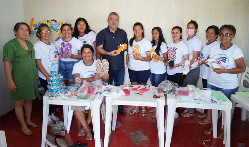 Vereador Fogaça conhece trabalho de qualificação de mulheres no bairro Tucumanzal