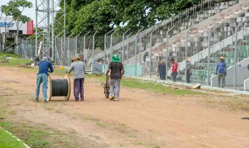 Estádio Aluízio Ferreira passa por benfeitorias para receber competições estaduais e nacionais