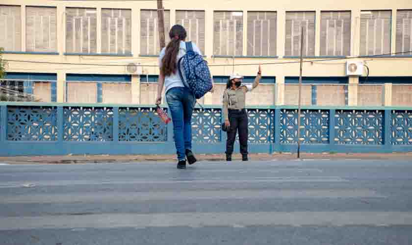 Com retorno das aulas, município promove ações educativas para conscientizar estudantes e condutores de veículos