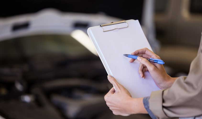 Checklist de veículos: 12 itens para verificar antes de viajar
