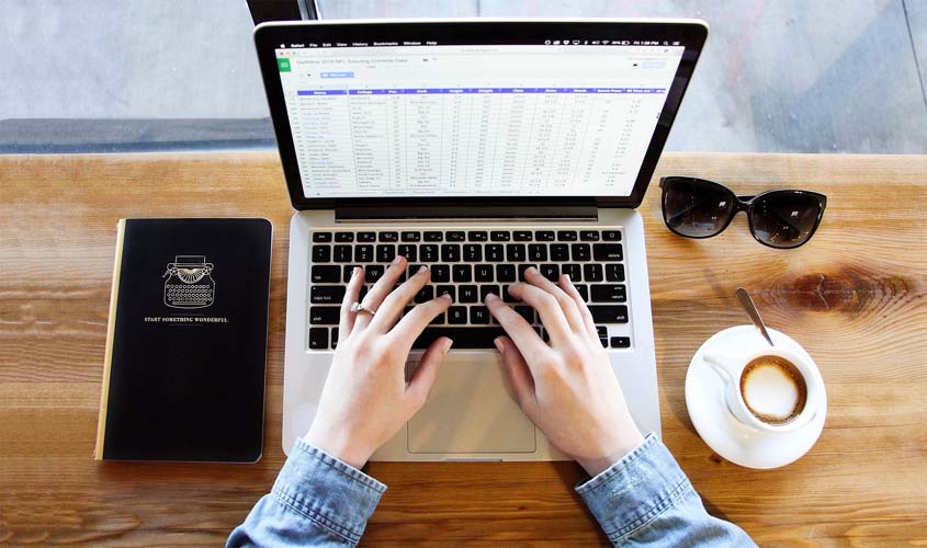 Como a tecnologia facilitou a abertura de negócios online