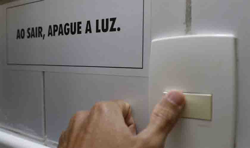 Redução da taxa de energia vai favorecer pequenos negócios, diz Sebrae