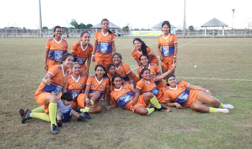 Meninas do Kaxarari são as campeãs do 29º Interdistrital de Esportes