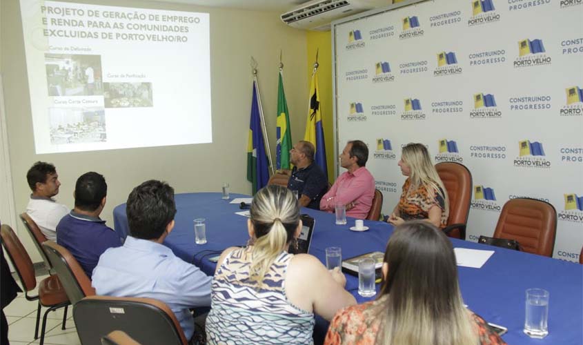 Projeto de capacitação profissional  é apresentado à primeira-dama