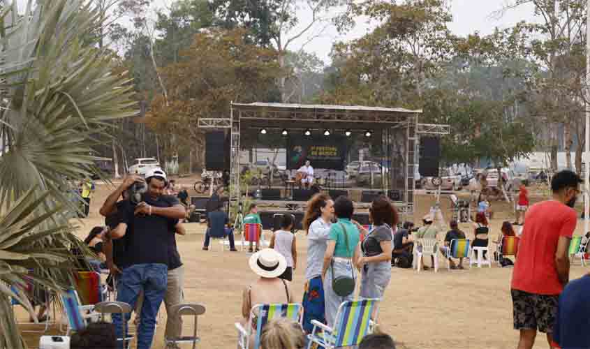 7º Festival de Música Portal da Amazônia encanta Vilhena com tarde de música e alegria no Parque Ambiental