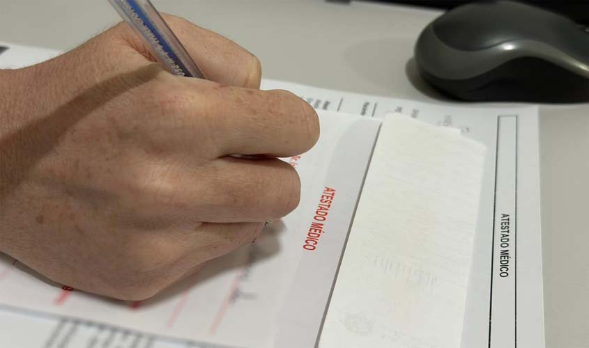 Atestado médico depende de avaliação e critérios profissionais