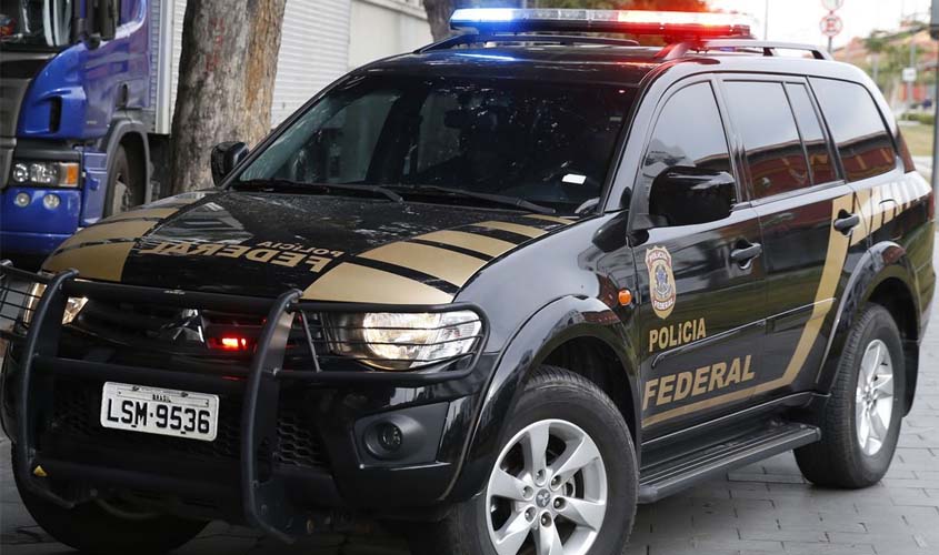 Polícia Federal deflagra operação contra organização criminosa em prefeitura de Rondônia