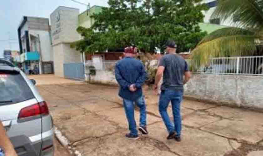 Homem é preso acusado de torturar esposa por quase 20 anos em Rolim de Moura