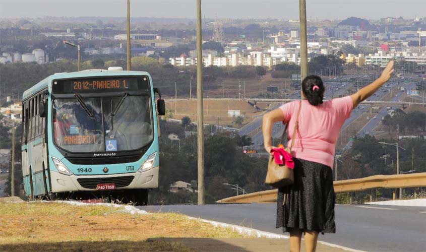 Ministro do STF autoriza transporte público gratuito no segundo turno